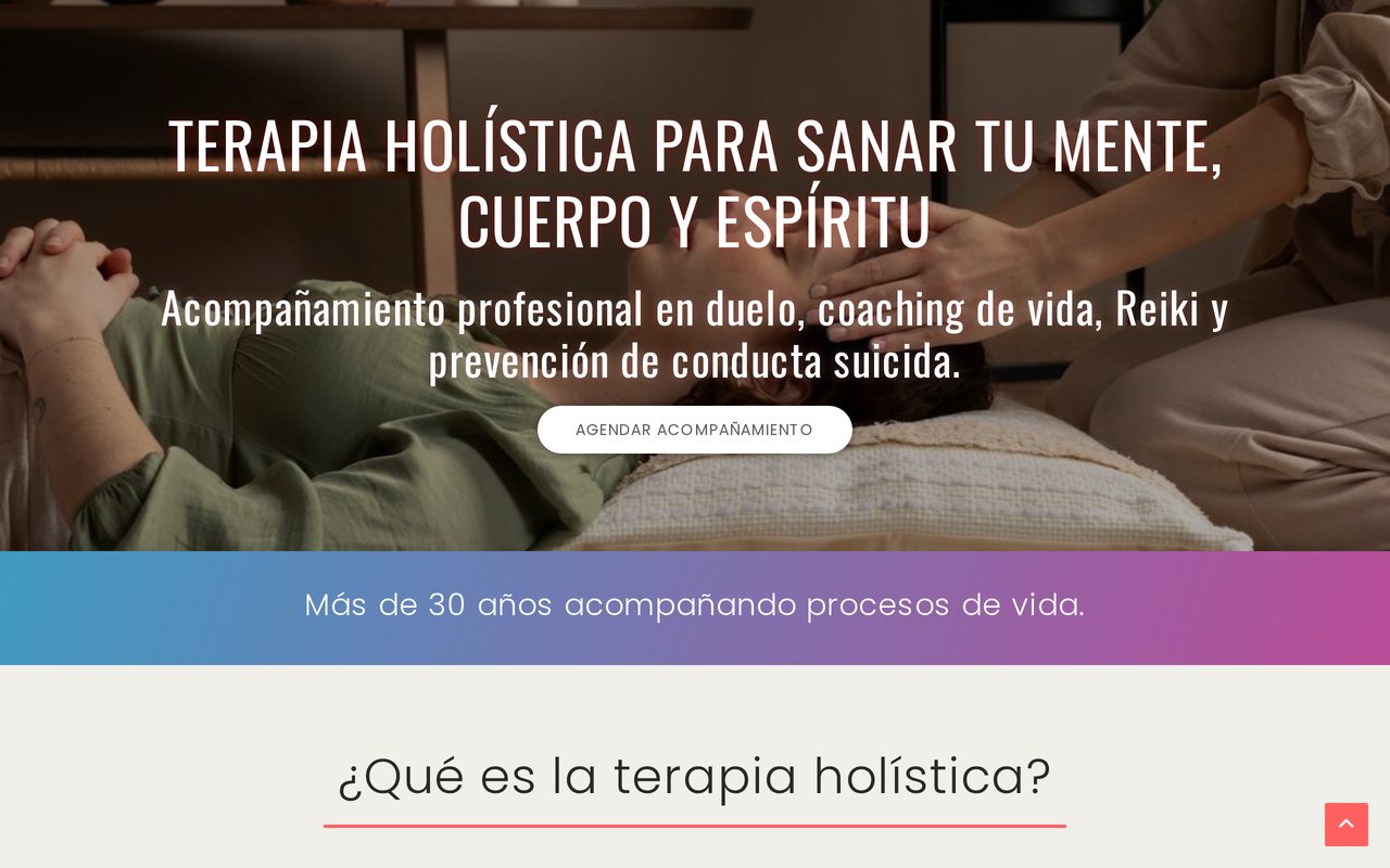 Captura del sitio web Terapia Holística: portada con la fotografía de una sesión de terapia y el titular sobre sanar mente, cuerpo y espíritu.